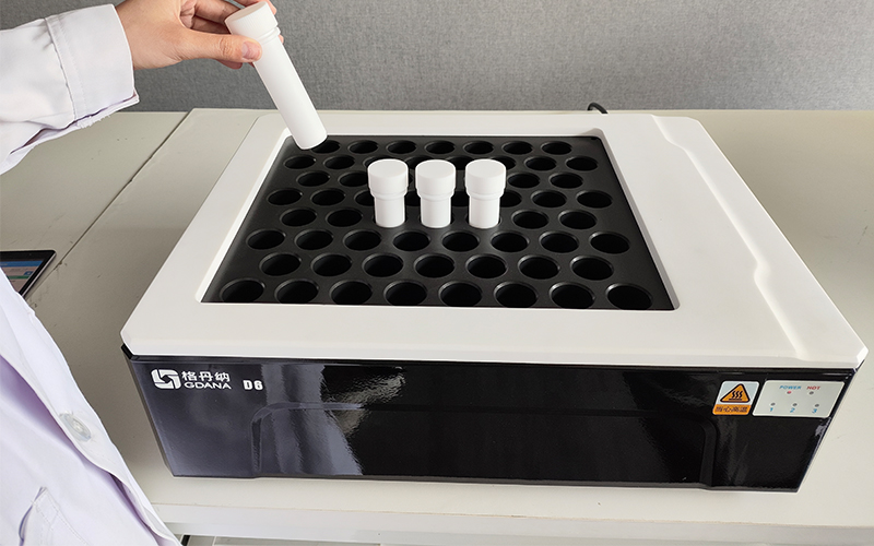 智能石墨消解儀實驗后容易清潔嗎