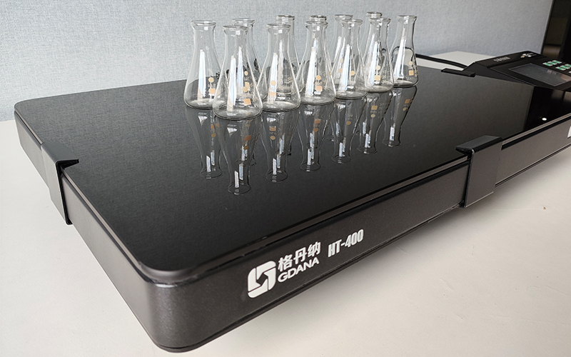 格丹納實驗電熱板在環(huán)境監(jiān)測領域的應用場景