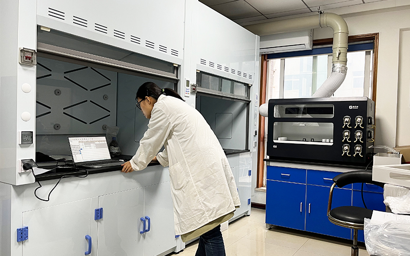 全自動石墨消解儀解決實驗室消解難題